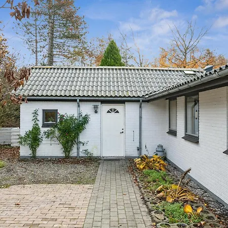 Tatil Evi Flot Nyrenoveret Ved